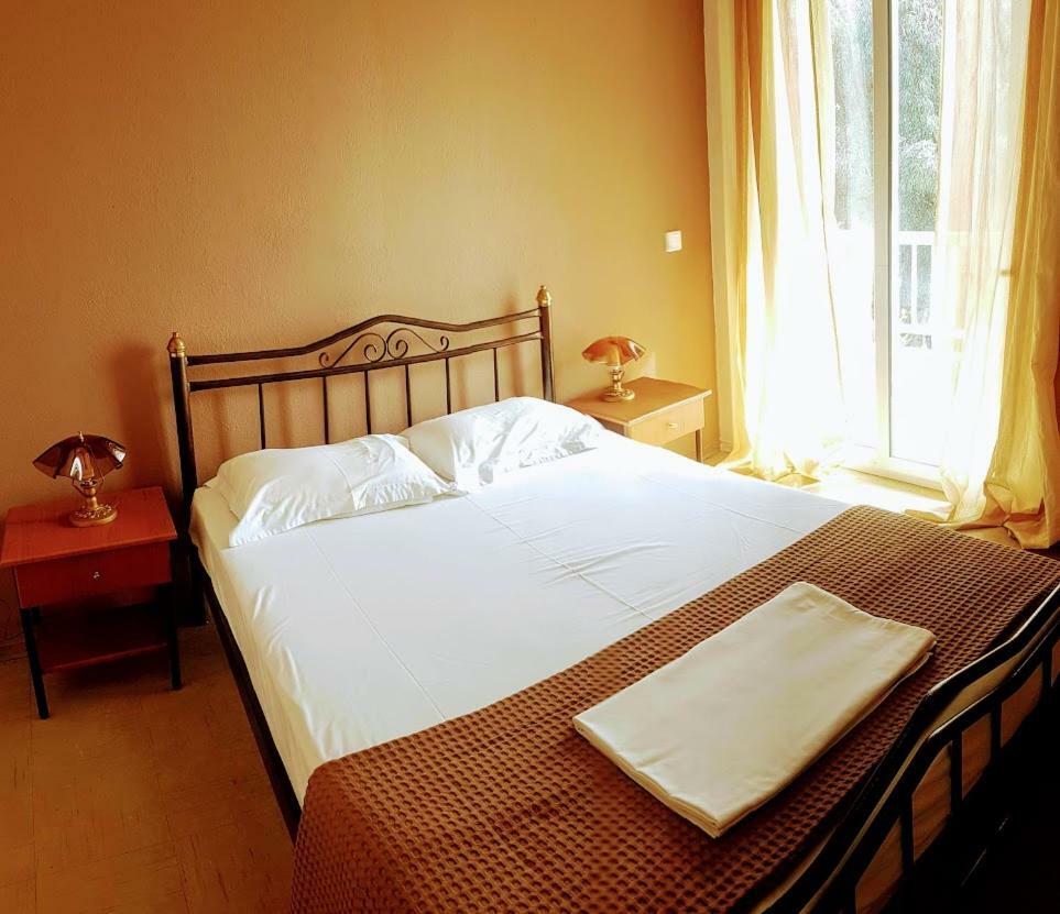 Haus Elena Aparthotel Кавала Екстериор снимка